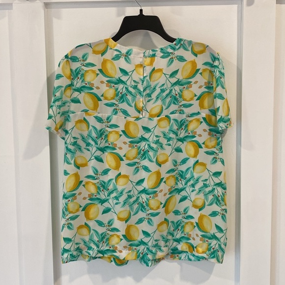 ELLE lemon print short sleeve blouse - Picture 7 of 10